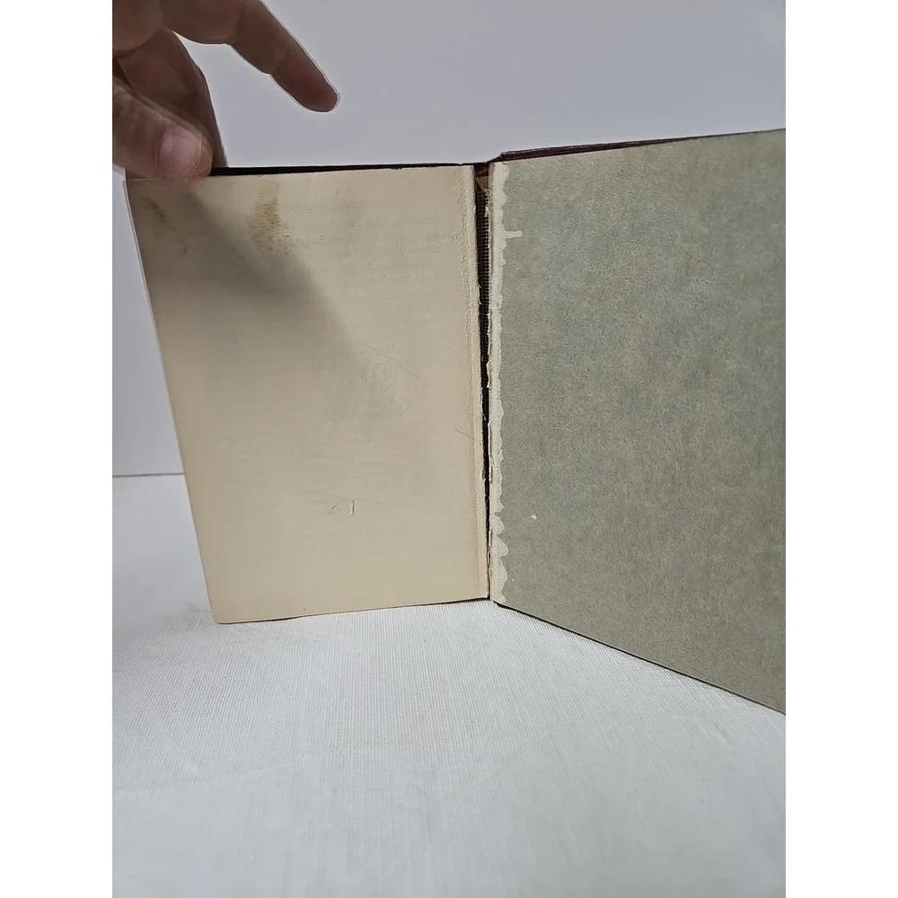 VTG WWII 1944 Cherry‎ Ames, Chief Nurse Hardcover by Helen Wells First Edition